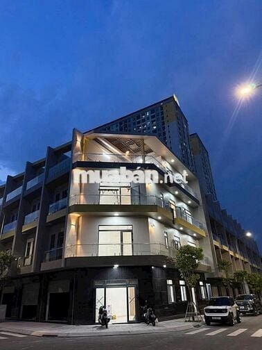 🌟Nhà phố 1trệt + 2lầu-1Tum ngay Làng đại học Thủ Đức.Sổ sang tên ngay🌟