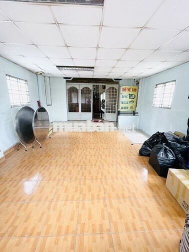 Bán nhà mặt tiền Lê Văn Lương Quận 7, 124m², tiện kinh doanh,giá 16 tỷ