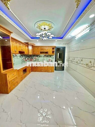 Nhà mới xây 4 x 17 có 5pn 6wc sân thượng= gần bệnh viện bệnh bình tân