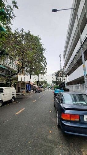 3 TẦNG 4 PN HẺM XE HƠI THÔNG Đ.THOẠI NGỌC HẦU, DTSD 132 MET VUÔNG