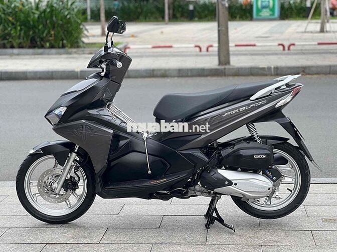 ❤️ Airblade 125 đời 2017 bstp chính chủ hỗ trợ góp