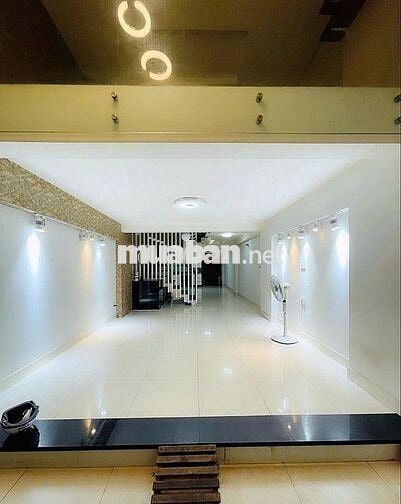 NHÀ ĐẸP FULL NỘI THẤT GIÁ TỐT - 36A Cửu Long, P.2, Q.TB - 5x20m - 6PN