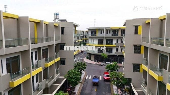 🌟Nhà phố 1trệt + 2lầu-1Tum ngay Làng đại học Thủ Đức.Sổ sang tên ngay🌟