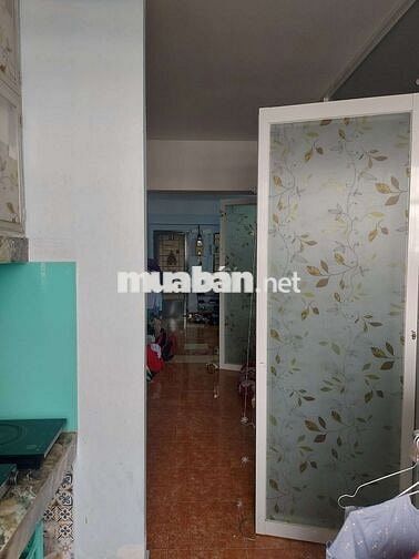 Bán cc H1 Hoàng Diệu view Q1 pháo hoa