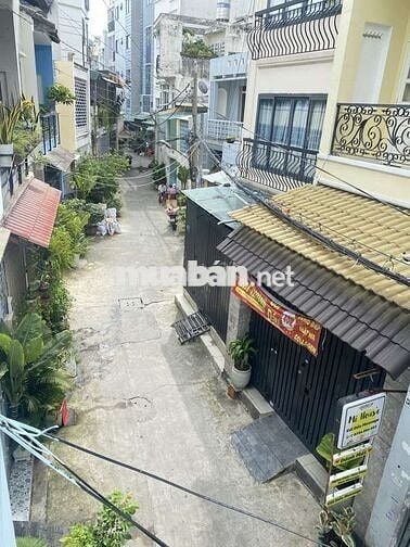 Hẻm xe hơi 4m, nhà đẹp ở liền, 31m2, XVNT, BT, gần Hàng Xanh, 4.9 tỉ