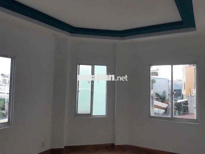 cho thuê nhà nguyên căn.1 trệt 1 lầu có sân thượng . Bình thạnh