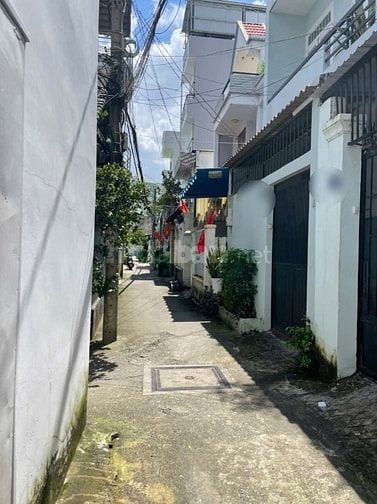 Bán nhà sát bên Sư Phạm Kỹ Thuật đường 5 Linh Chiểu 61m2 1tr1l 