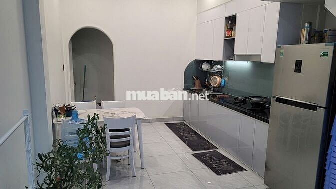 Cho thuê nhà riêng HXH, Phan Văn Hớn, Quận 12, 50m2, 10tr500/tháng