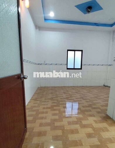 Nhà Hóc Môn 1trệt 1 lầu, đường ô tô, có sân giá rẻ