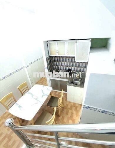 Nhà Hóc Môn 1trệt 1 lầu, đường ô tô, có sân giá rẻ