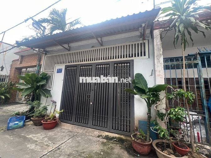 Cho thuê nhà HXH, Nguyễn Văn Quá, ĐHT, Quận 12, 32m2, 10 triệu/tháng