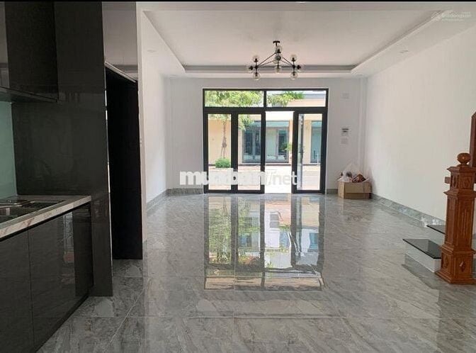 BÁN CĂN 1 TRỆT 2 LẦU MỚI NGAY TRUNG TÂM TÂN HIỆP GIÁ TỐT