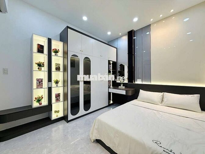 Bán nhà mới , 3 tầng ,hxh ,đường Thống Nhất Gò Vấp