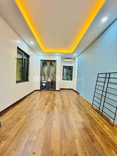 Bán nhà Vĩnh Hưng - ở ngay - tặng nội thất - chỉ 3,6 tỷ Bán nhà Vĩnh Hưng - ở ngay - tặng nội thất - chỉ 3,6 tỷ