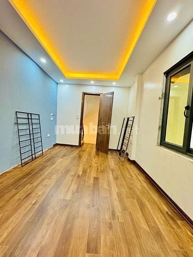 Bán nhà Vĩnh Hưng - ở ngay - tặng nội thất - chỉ 3,6 tỷ Bán nhà Vĩnh Hưng - ở ngay - tặng nội thất - chỉ 3,6 tỷ