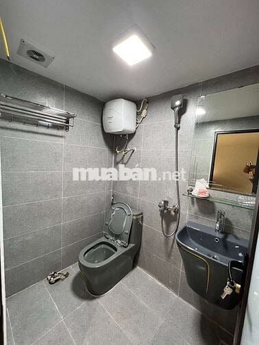 GIÁ 4.7 TỶ! TẬP THỂ THANH XUÂN - TX: 110M², TẦNG 2 - FULL NỘI THẤT!