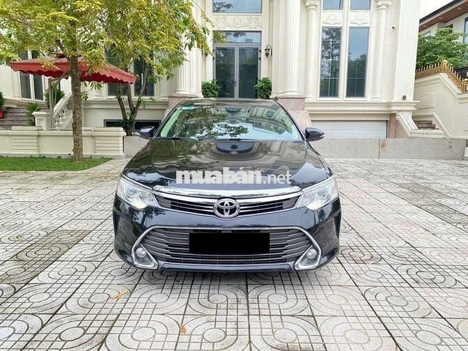 Cần bán Camry SX 2015 2.0E, ĐK 2016 - 69000 km