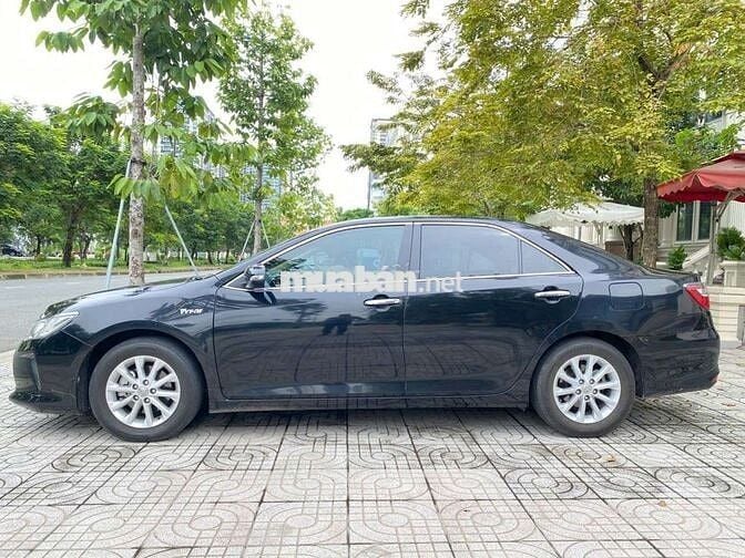 Cần bán Camry SX 2015 2.0E, ĐK 2016 - 69000 km