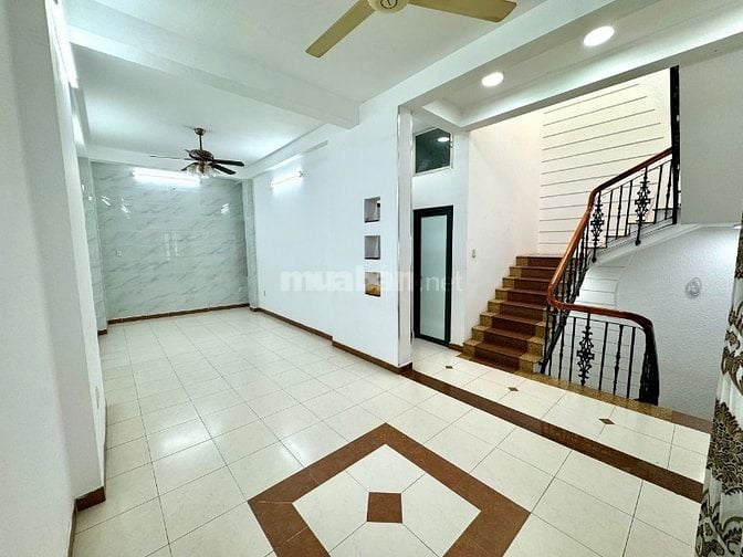 Cho Thuê Nhà MT Vạn Kiếp 7mx15m ngay Phan Xích Long Khu sần uất F&B