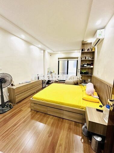 BÁN NHÀ LẠC LONG QUÂN - NGÕ THÔNG - NỘI THẤT ĐẸP - VỊ TRÍ TIỆN ÍCH