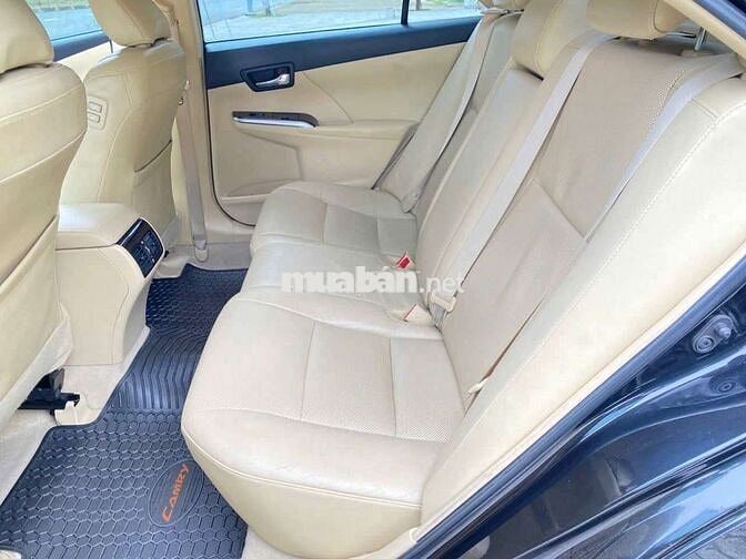 Cần bán Camry SX 2015 2.0E, ĐK 2016 - 69000 km