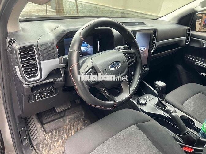 Ford Ranger 2024 XLS 2.0L 4x4 AT - đẹp như mới