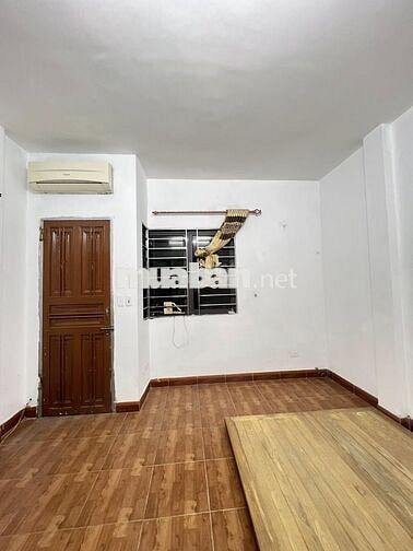 BÁN NHÀ TÂY HỒ - LẠC LONG QUÂN, GẦN HỒ TÂY (Chỉ 8.5 tỷ) BÁN NHÀ TÂY HỒ - LẠC LONG QUÂN, GẦN HỒ TÂY (Chỉ 8.5 tỷ)