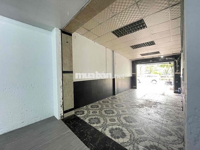 Mặt bằng kinh doanh 100m2 Trần Xuân Soạn