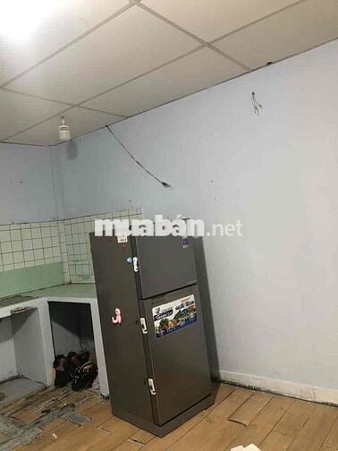 Nhà liền kề gần ngã tư bình triệu không ngập nước