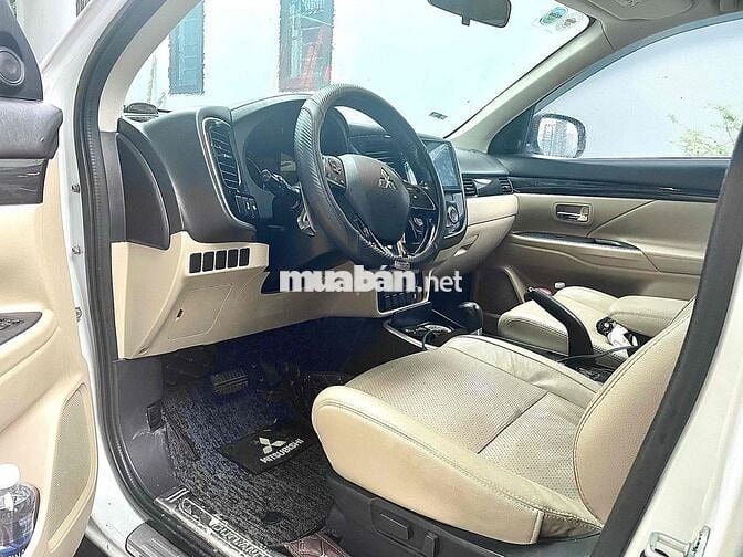 Mitsubishi Outlander 2018 2.0 Premium xe zin đẹp
