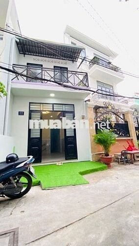 Cần bán nhà 1 trệt 1 lầu hẻm xe hơi Linh Tây, Thủ Đức (Chính chủ)