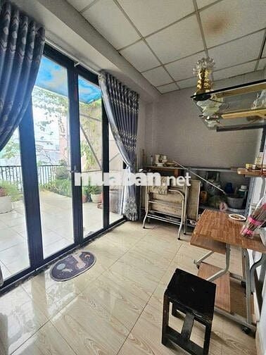 BÁN NHÀ 3 TẦNG – HẺM XE HƠI THÔNG– ĐƯỜNG ĐÔNG BẮC GẦN CVPM QUANG TRUNG