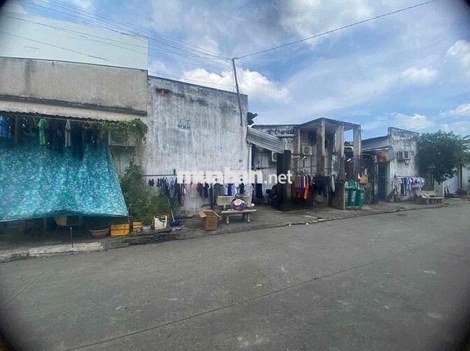 Giá Tốt - dẫy trọ 12x28m Shr đg nhựa 10m ở Bà Điểm giáp ranh Q12