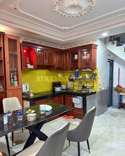 SOS! Bán Nhà ngay đường Võ Văn Kiệt, phường 5, Quận 5, hẻm xe hơi 5m