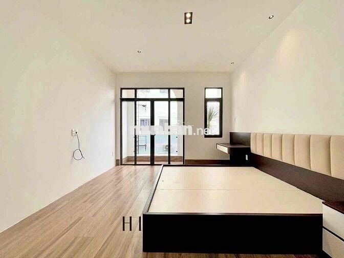 NHÀ MỚI XÂY CHO THUÊ NGAY TÂN HOÀ ĐÔNG CAO CẤP SIÊU RỘNG PÙU HỢP Ở GĐ