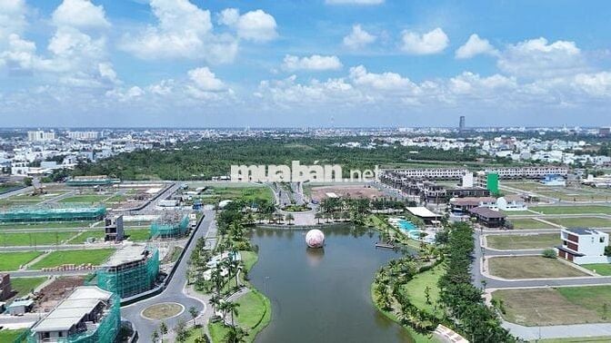 Nền view công viên kênh đầu tư sáng giá quý cuối 2025
