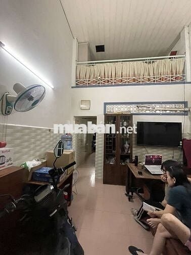 BÁN NHÀ HXH - SÁT MẶT TIỀN PHAN VĂN HỚN - 4M ×15M - KHU VỰC SẦM UẤT