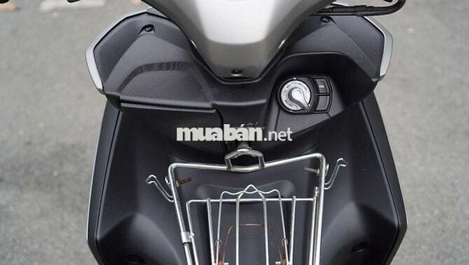 Yamaha NVX 155 ABS Smartkey - Bạc Nhám
