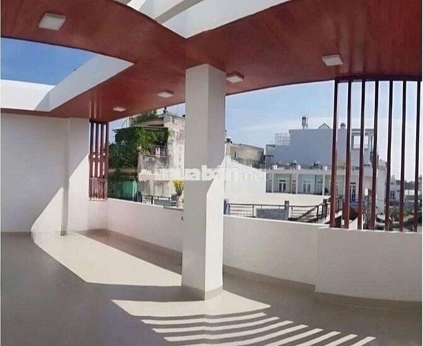 CHỦ GIẢM GẦN 3 TỎI
HẺM XE TẢI THÔNG LÊ VĂN QUỚI 4 TẦNG 8M11M Hơn 7 TỶ