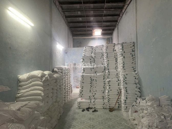 Chính chủ hạ giá bán gấp MT Lạc Long Quân, P. 10, Quận 11,chỉ 16.8ty