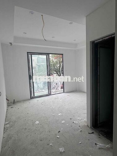 CHDV Nguyễn Đức Cảnh 5 tầng 1 tum - Thang máy - PCCC đầy đủ. CHDV Nguyễn Đức Cảnh 5 tầng 1 tum - Thang máy - PCCC đầy đủ.