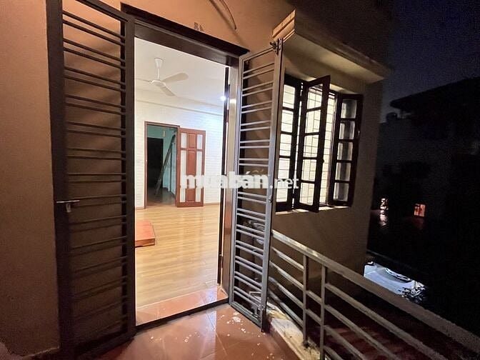 Phòng full đồ tại Bồ Đề, Long Biên