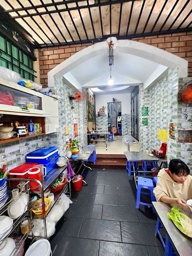 Cho Thuê Nhà MT Vạn Kiếp 7mx15m ngay Phan Xích Long Khu sần uất F&B