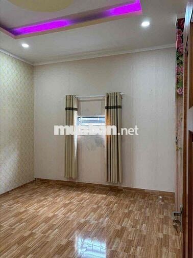 nhà 1 trệt 2 lầu TÂN BÌNH, DĨ AN, Gần ngã tư chiêu, kế Lê Hồng Phong