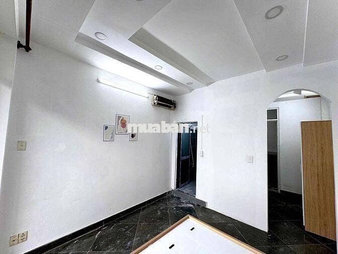 CHO THUÊ 1PN TÁCH BẾP BAN CÔNG FULL NT MỚI TINH GẦN SÂN GOLF TÂN SƠN