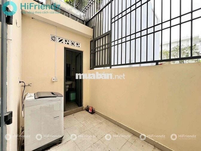 STUDIO RỘNG RÃI TÁCH BẾP BANCOL THOẢI MÁI THUẬN TIỆN QUA Q8,Q7,Q5,Q4