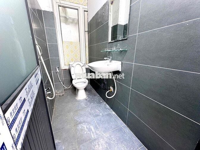 CHO THUÊ 1PN TÁCH BẾP BAN CÔNG FULL NT MỚI TINH GẦN SÂN GOLF TÂN SƠN