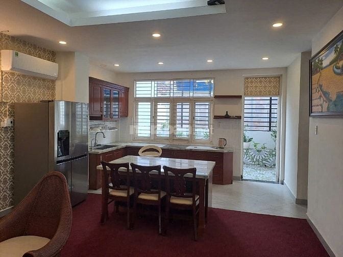 Biệt Thự Nam Lòng Trần Trọng Cung,DT8x24m,3 lầu,6PN .Lh 0931432374