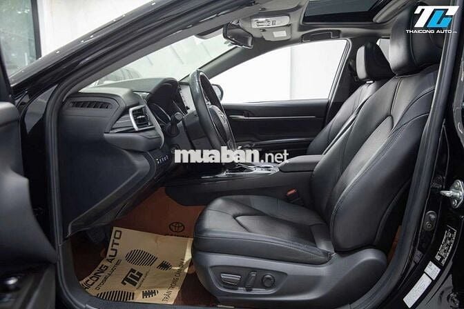 TOYOTA CAMRY 2.5HV - 60000 km