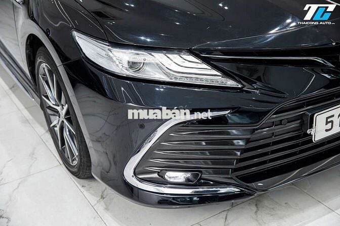 TOYOTA CAMRY 2.5HV - 60000 km